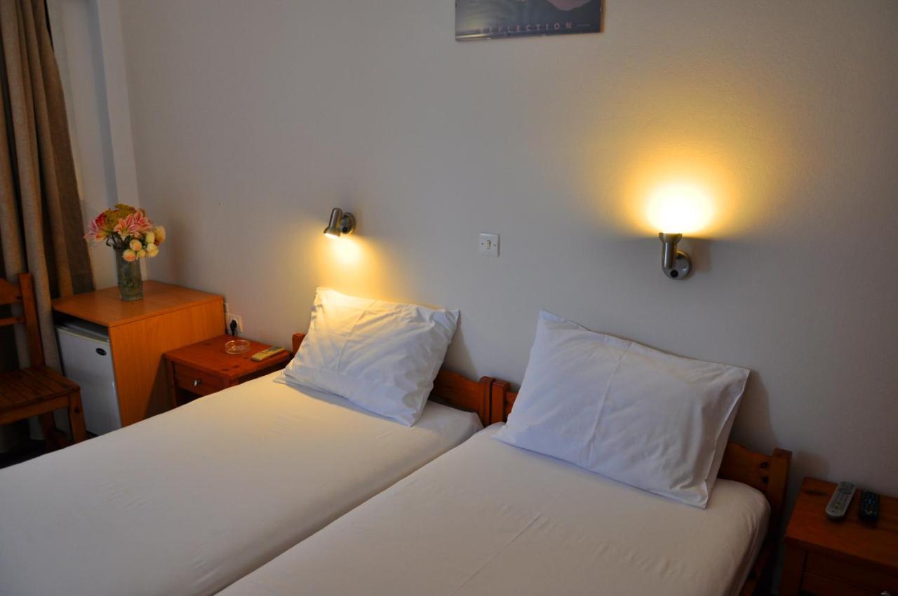 Nora Hotel Sitia  Buitenkant foto