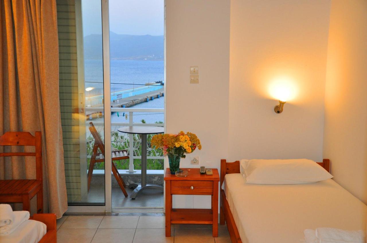 Nora Hotel Sitia  Buitenkant foto