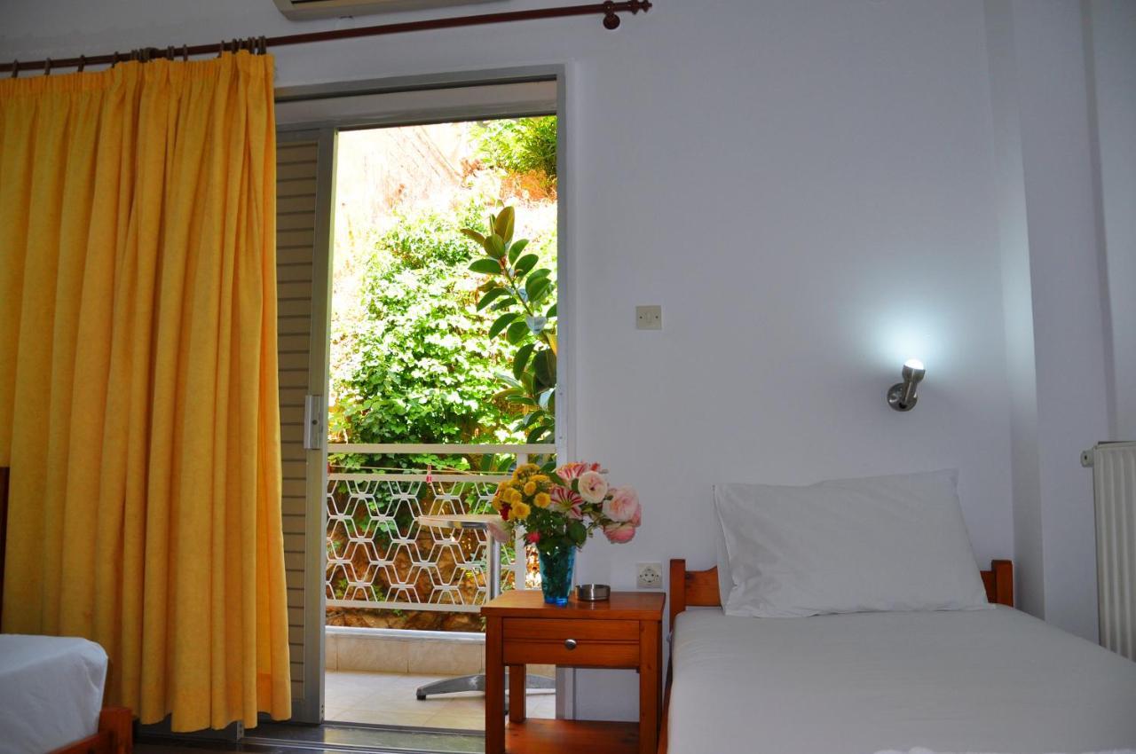 Nora Hotel Sitia  Buitenkant foto